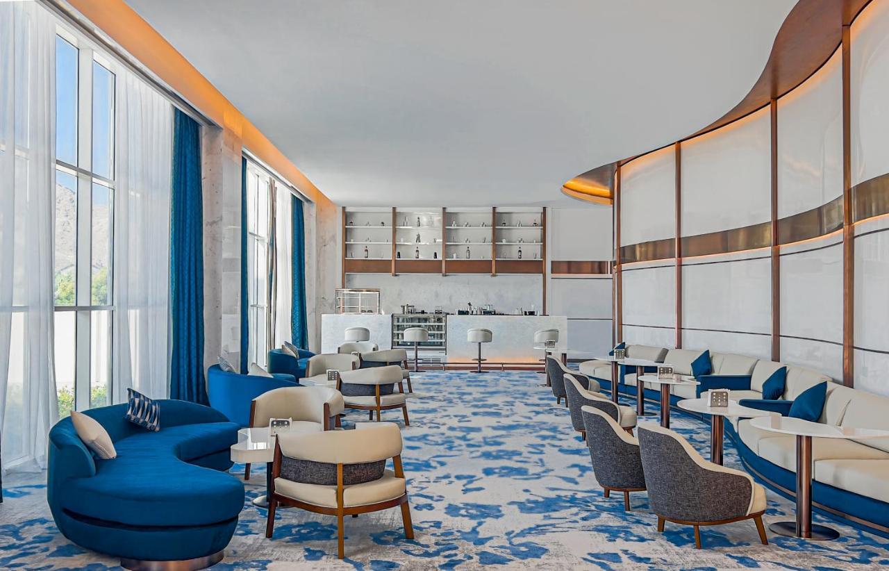 Royal M Al Aqah Beach Resort By Gewan Экстерьер фото The Lounge at the airport