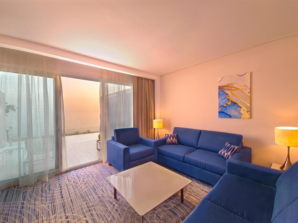 Royal M Al Aqah Beach Resort By Gewan Экстерьер фото Living room