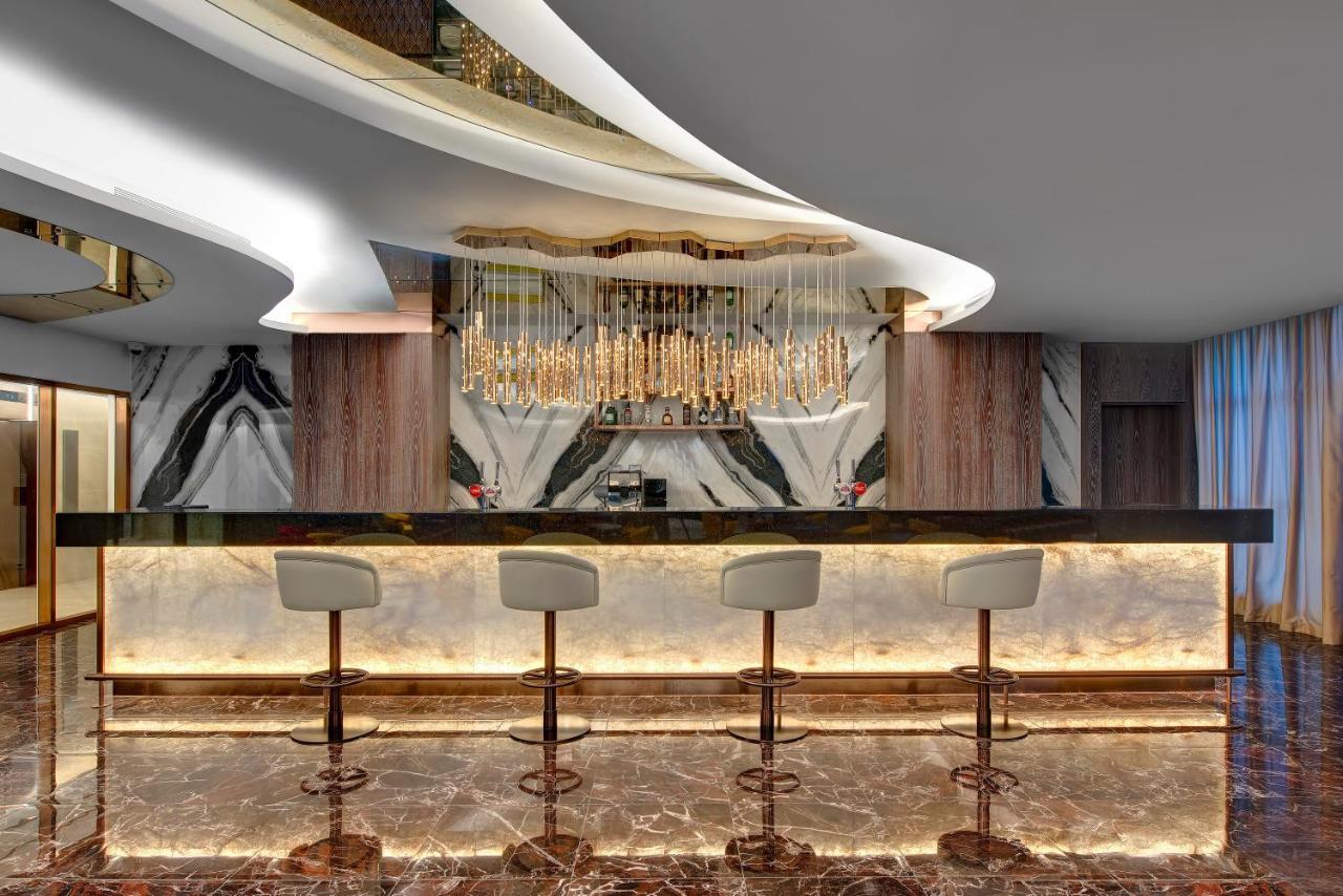 Royal M Al Aqah Beach Resort By Gewan Экстерьер фото The bar at the 101 lounge