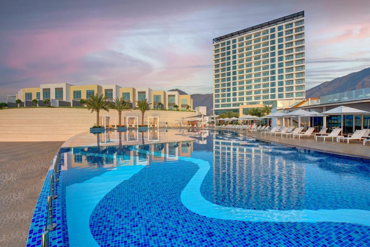 Royal M Al Aqah Beach Resort By Gewan Экстерьер фото The hotel's swimming pool
