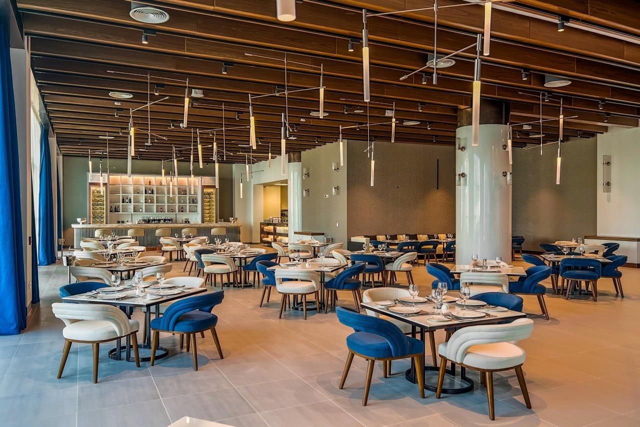 Royal M Al Aqah Beach Resort By Gewan Экстерьер фото The dining room at the restaurant