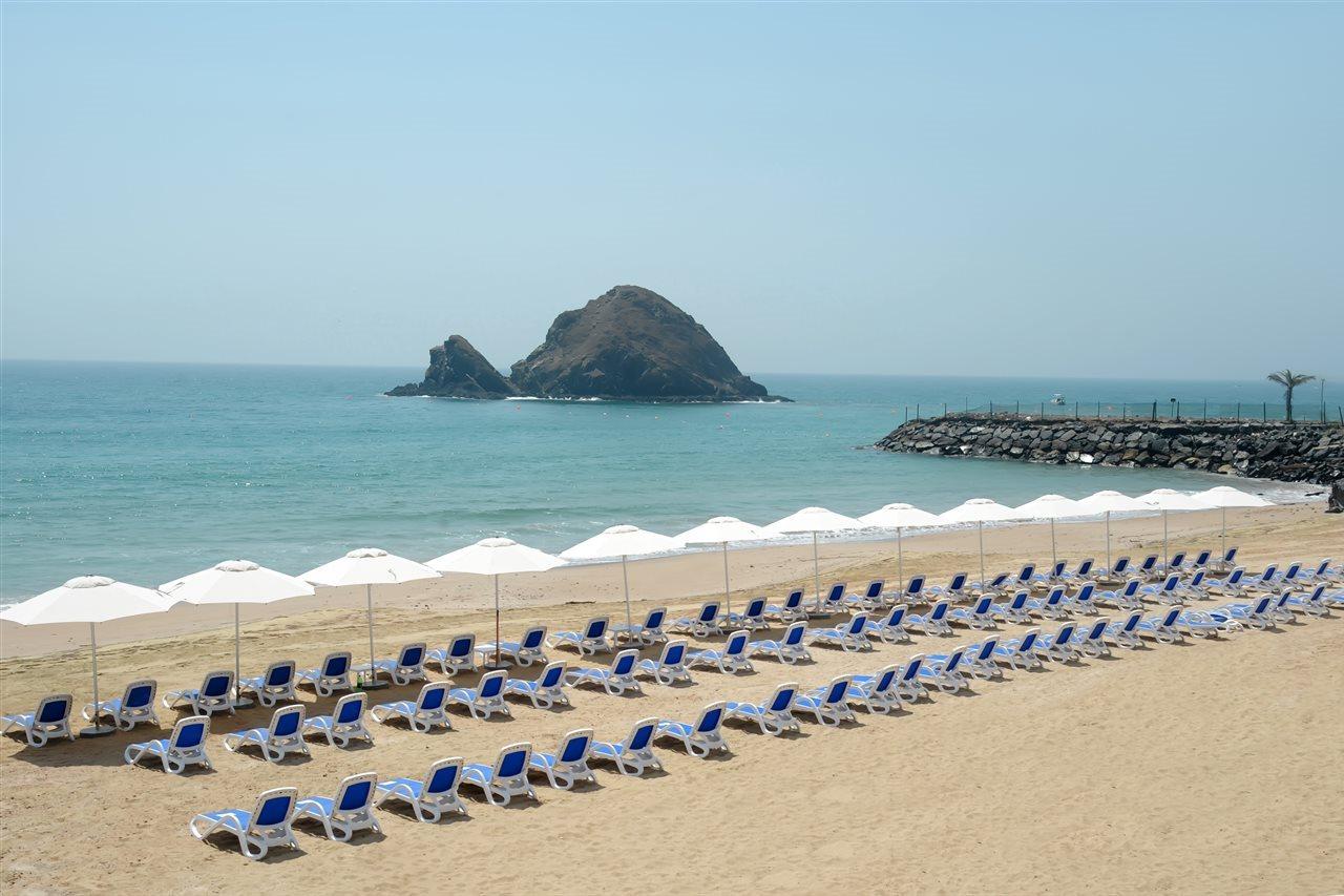 Royal M Al Aqah Beach Resort By Gewan Экстерьер фото Playa de Sabinillas